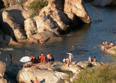 a8d7d44e92,Por los ríos de Córdoba, con los pies descalzos, Córdoba