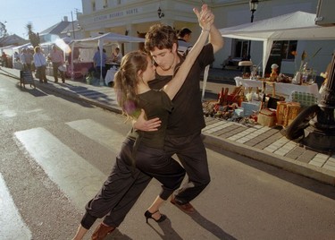 b7a2163734,Rosario, movimiento a la vera del río, Sauce Viejo