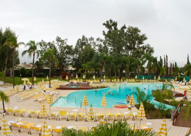 4f8ab1d5fb,Termas de Río Hondo, relax en la ciudad termal del país, Santiago del Estero