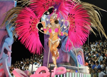 3cdeff83f0,Carnaval correntino, un mundo de sensaciones, Santo Tomé