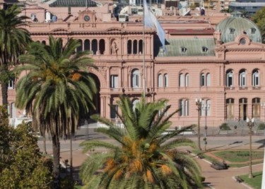 casa_rosada_soleada,Plaza de Mayo y Casco Histórico, Ciudad de Buenos Aires