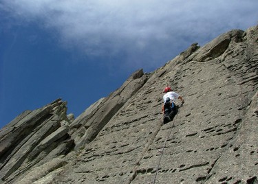 Escalador-cerro-makay-ACT88,Montañismo y escalada, Pucón