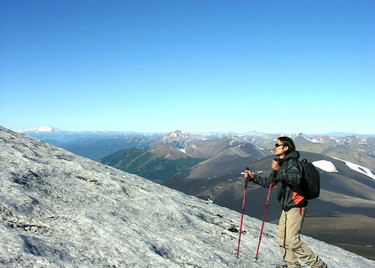 Ascenso-volcan-llaima-gabriel-mondaca-ACT75,Caminatas sobre hielo, Paine