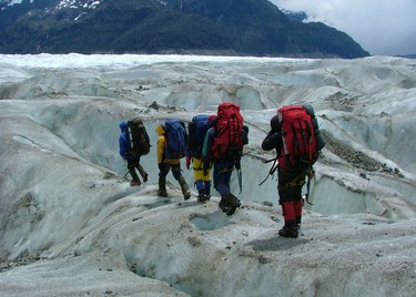Caminata-sobre-hielo-glaciar-exploradores-ACT74,Caminatas sobre hielo, Paine